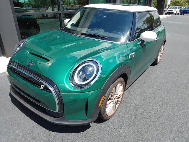 2024 MINI Cooper Hardtop SE