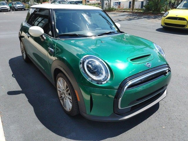 2024 MINI Cooper Hardtop SE