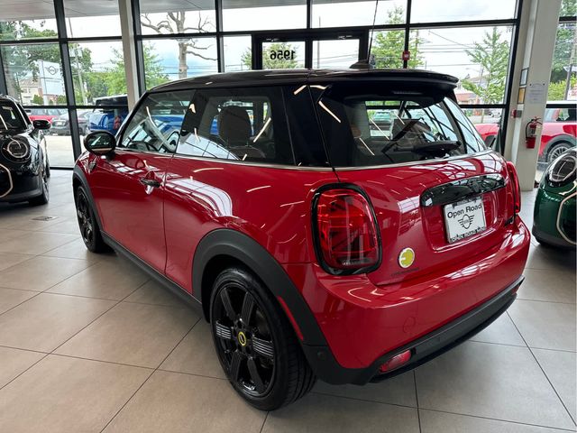 2024 MINI Cooper Hardtop SE