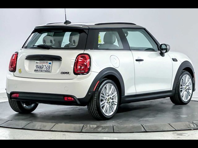 2024 MINI Cooper Hardtop SE