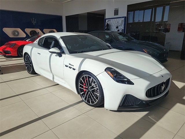 2024 Maserati GranTurismo Modena