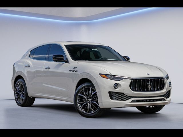 2024 Maserati Levante GT Ultima