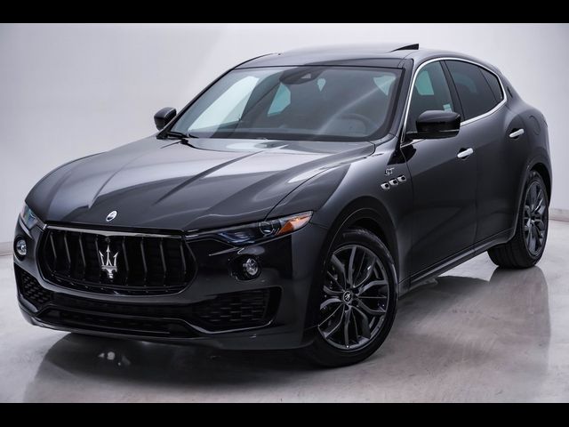 2024 Maserati Levante GT Ultima