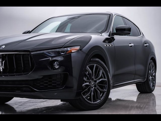 2024 Maserati Levante GT Ultima