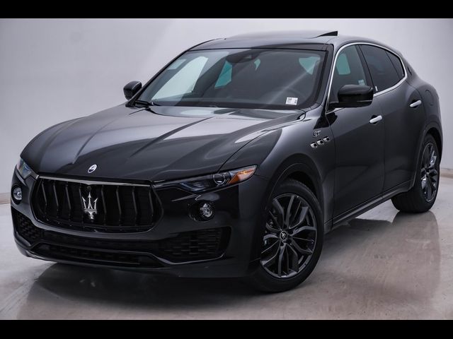 2024 Maserati Levante GT Ultima