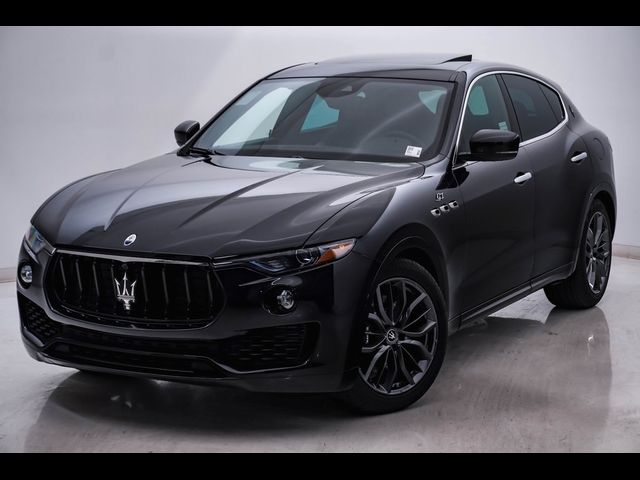 2024 Maserati Levante GT Ultima