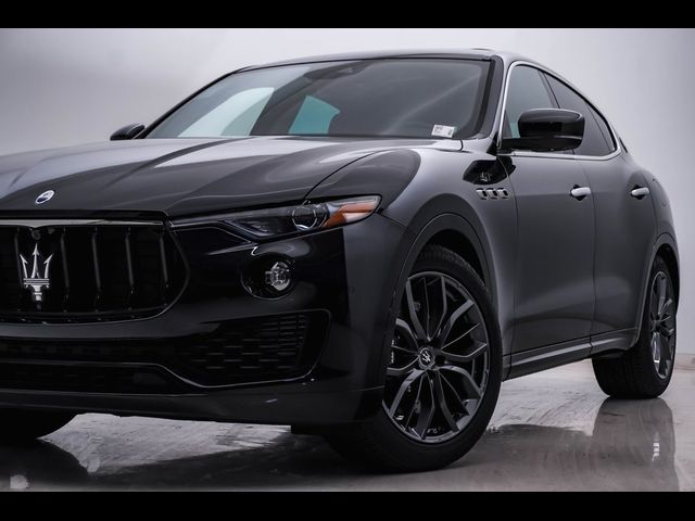 2024 Maserati Levante GT Ultima