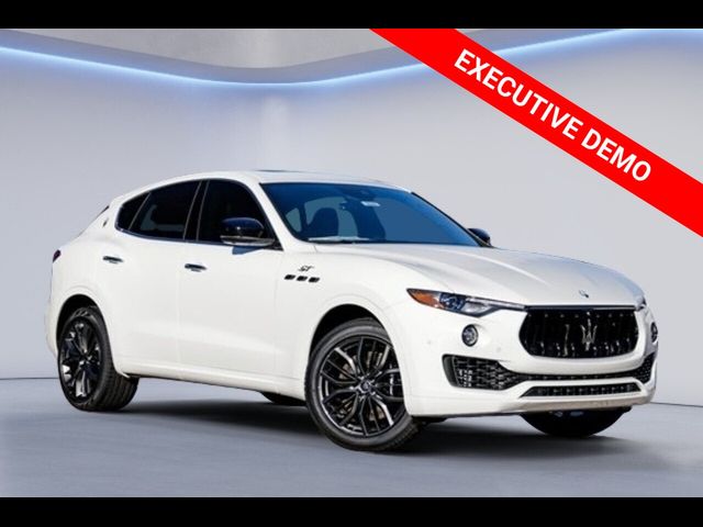 2024 Maserati Levante GT Ultima