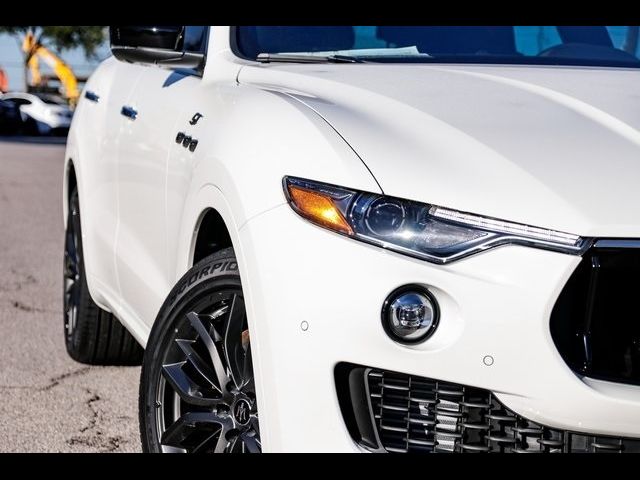 2024 Maserati Levante GT Ultima