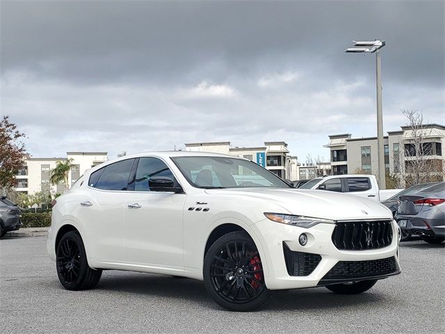 2024 Maserati Levante Modena Ultima