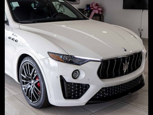 2024 Maserati Levante Modena Ultima