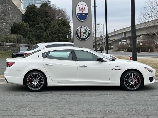 2024 Maserati Quattroporte Modena Ultima Q4