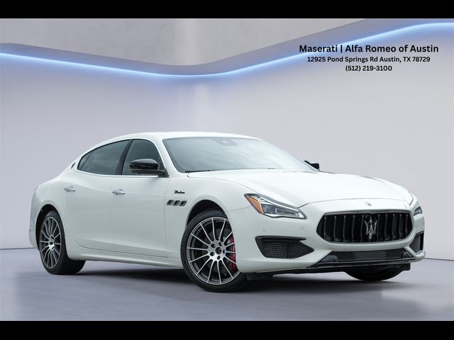 2024 Maserati Quattroporte Modena Ultima Q4