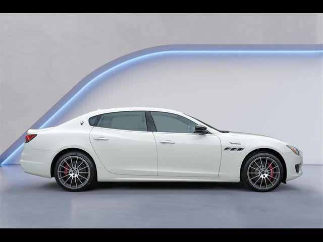 2024 Maserati Quattroporte Modena Ultima Q4