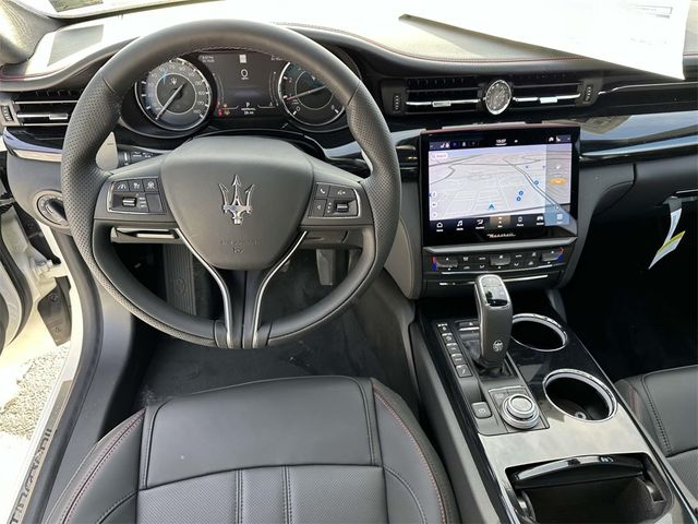 2024 Maserati Quattroporte Modena Ultima Q4