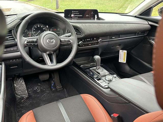 2024 Mazda CX-30 2.5 Carbon Turbo