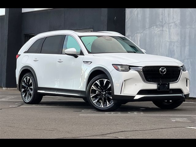 2024 Mazda CX-90 PHEV Premium Plus