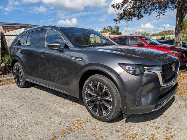 2024 Mazda CX-90 PHEV Premium Plus