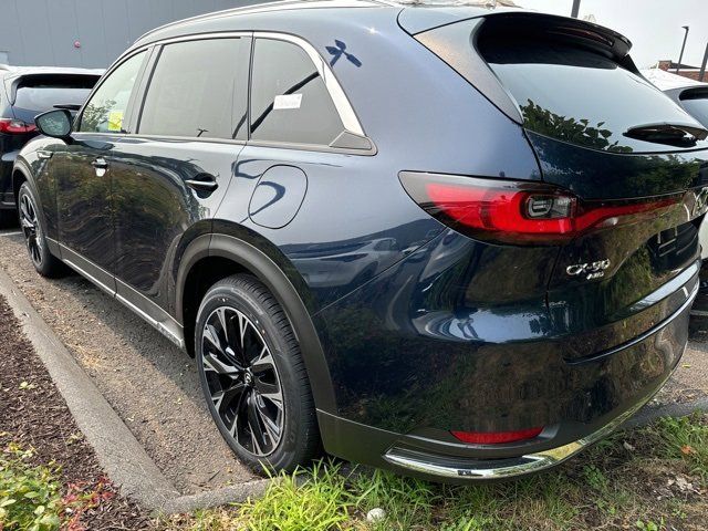 2024 Mazda CX-90 PHEV Premium Plus