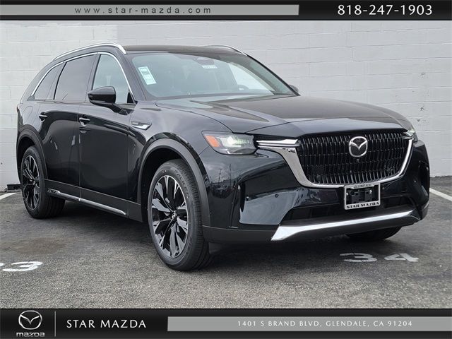 2024 Mazda CX-90 PHEV Premium Plus