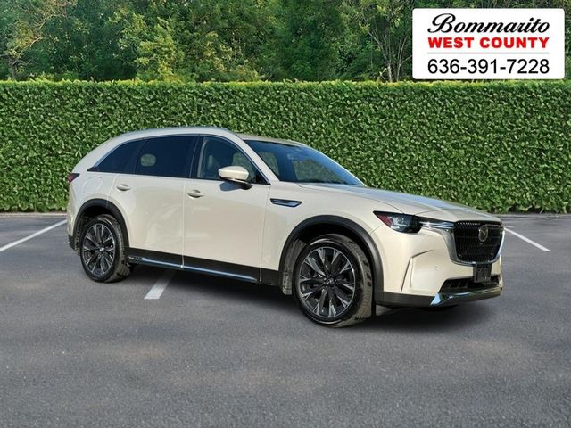 2024 Mazda CX-90 PHEV Premium Plus