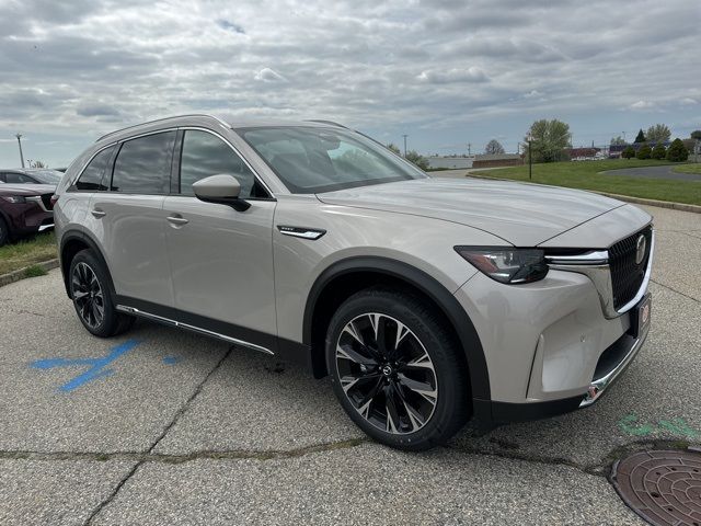 2024 Mazda CX-90 PHEV Premium Plus