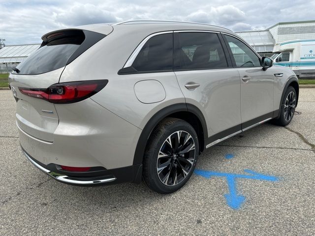 2024 Mazda CX-90 PHEV Premium Plus