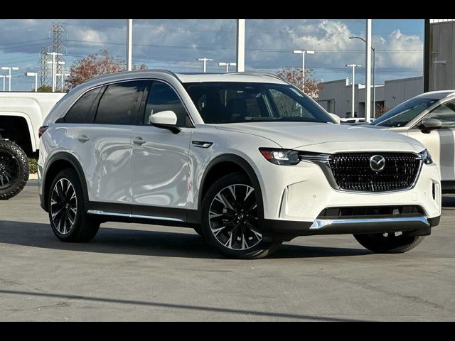 2024 Mazda CX-90 PHEV Premium Plus