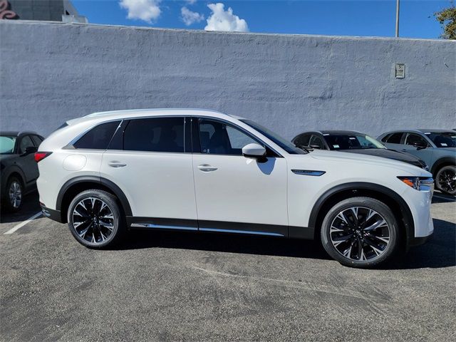 2024 Mazda CX-90 PHEV Premium Plus