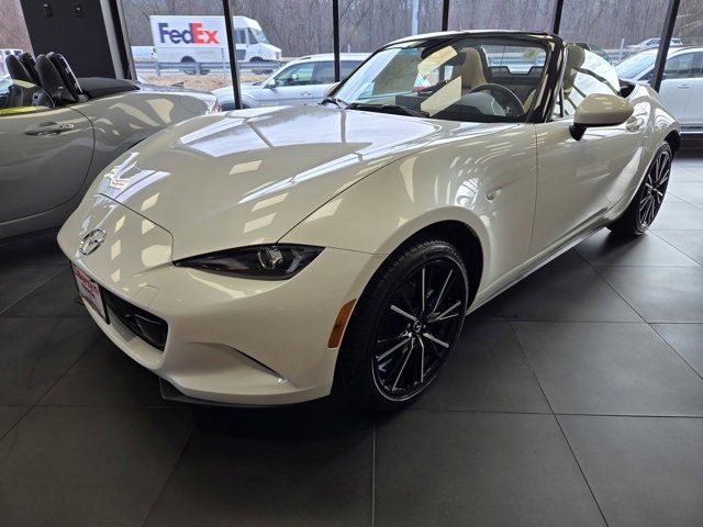 2024 Mazda MX-5 Miata Grand Touring