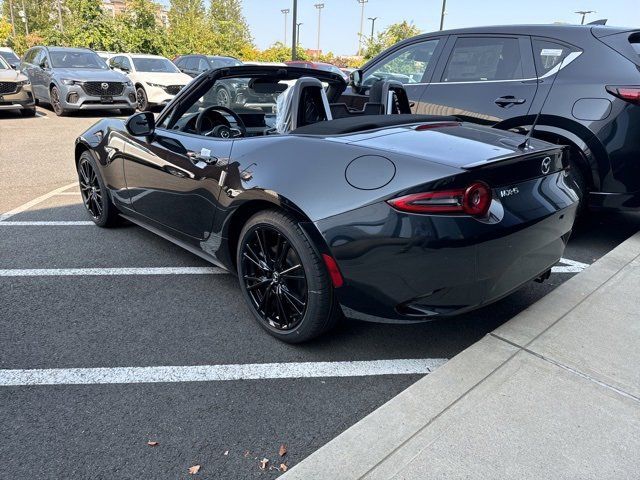 2024 Mazda MX-5 Miata Club