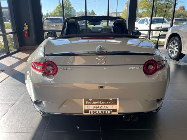 2024 Mazda MX-5 Miata Club