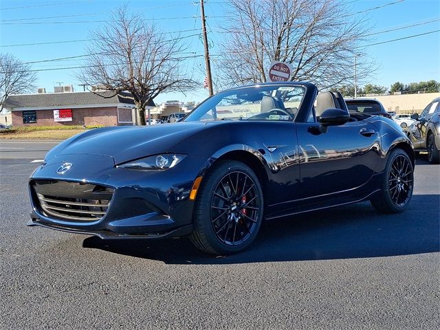 2024 Mazda MX-5 Miata Club