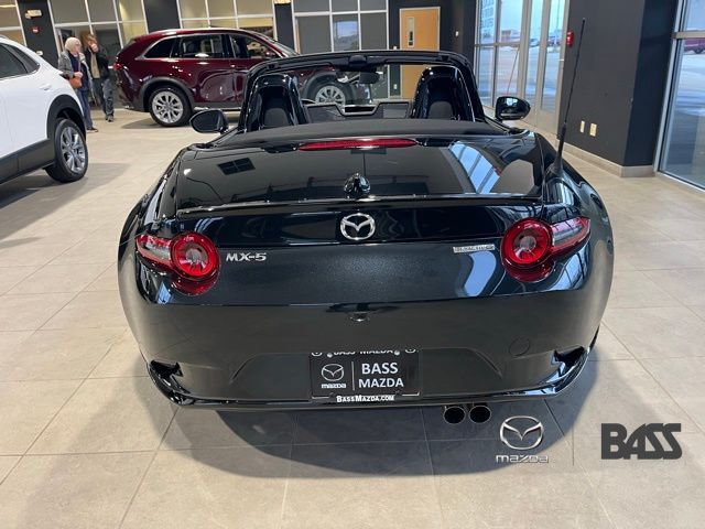 2024 Mazda MX-5 Miata Club