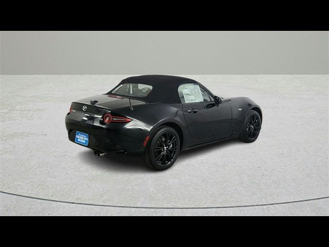 2024 Mazda MX-5 Miata Club