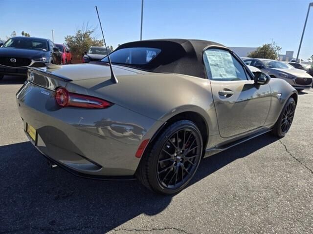 2024 Mazda MX-5 Miata Club