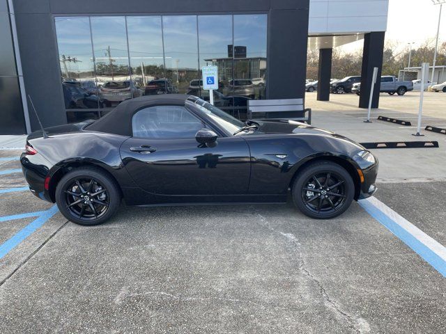 2024 Mazda MX-5 Miata Sport