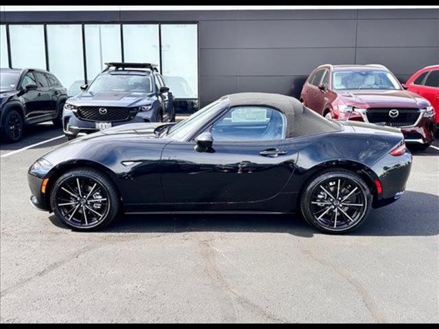 2024 Mazda MX-5 Miata Sport