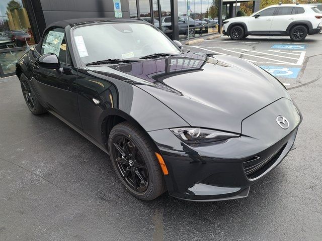 2024 Mazda MX-5 Miata Sport