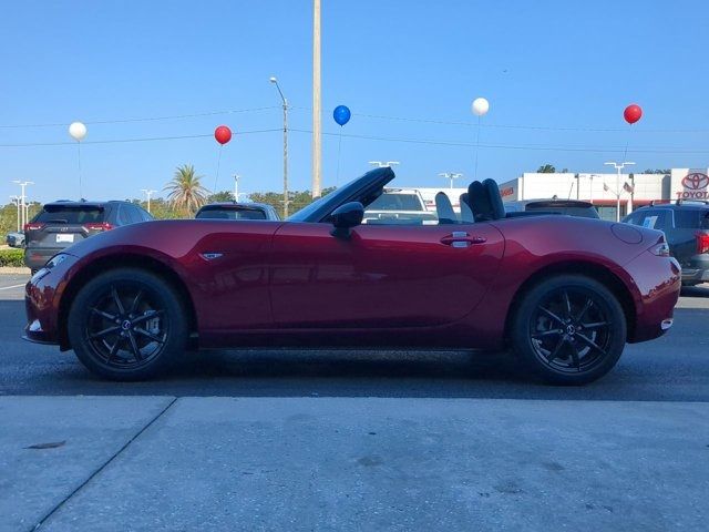 2024 Mazda MX-5 Miata Sport