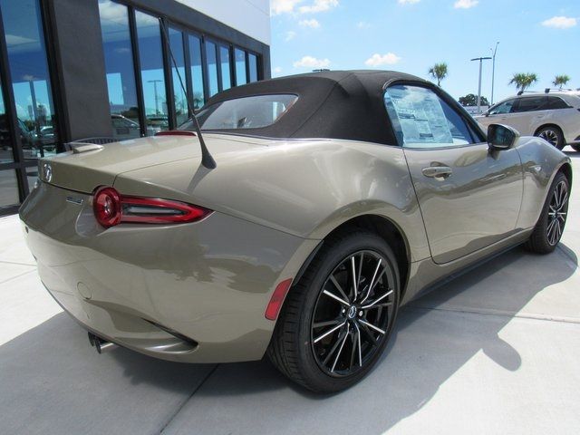 2024 Mazda MX-5 Miata RF Grand Touring