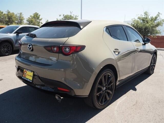 2024 Mazda Mazda3 Hatchback 2.5 Carbon Turbo