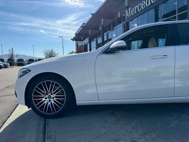 2024 Mercedes-Benz C-Class 300