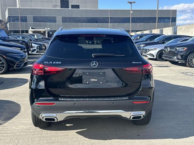 2024 Mercedes-Benz GLA 250