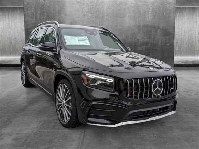 2024 Mercedes-Benz GLB AMG 35