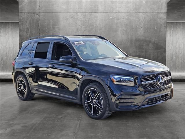 2024 Mercedes-Benz GLB 250