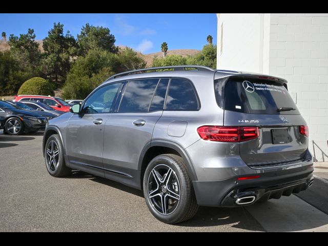 2024 Mercedes-Benz GLB 250