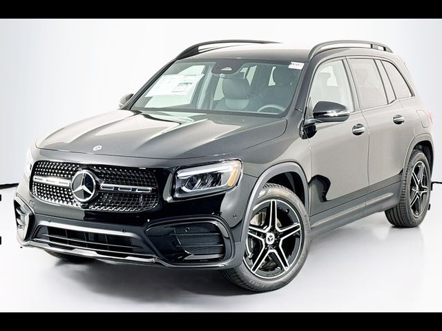 2024 Mercedes-Benz GLB 250