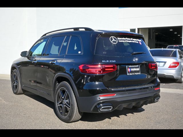 2024 Mercedes-Benz GLB 250