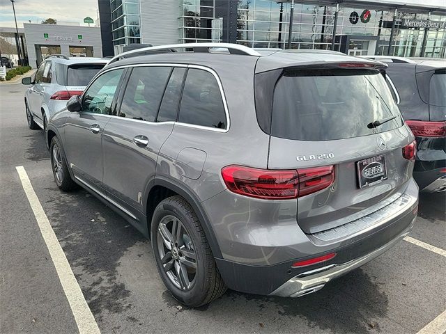 2024 Mercedes-Benz GLB 250